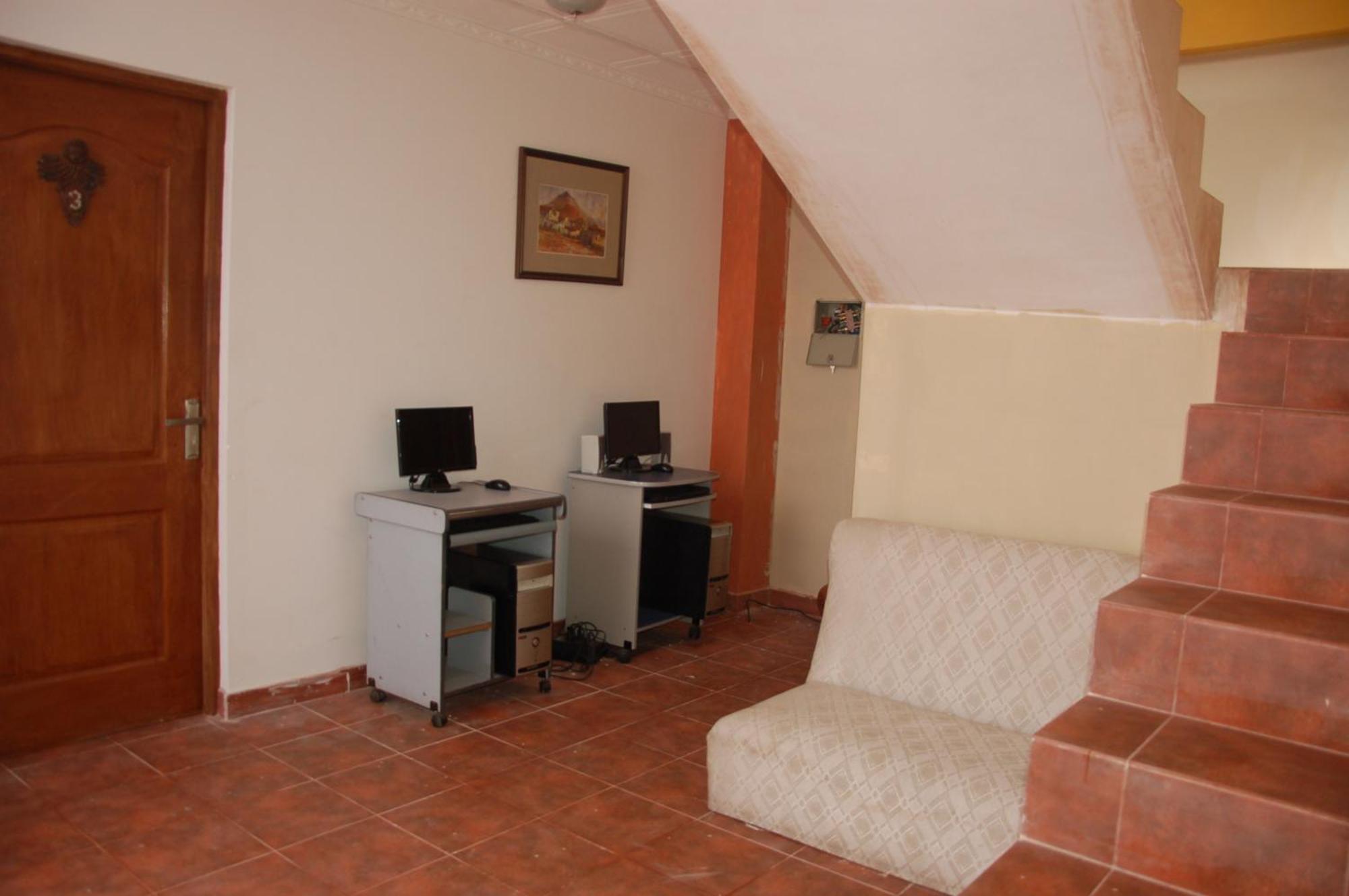 Hostal Tukos La Casa Real Потоси Экстерьер фото