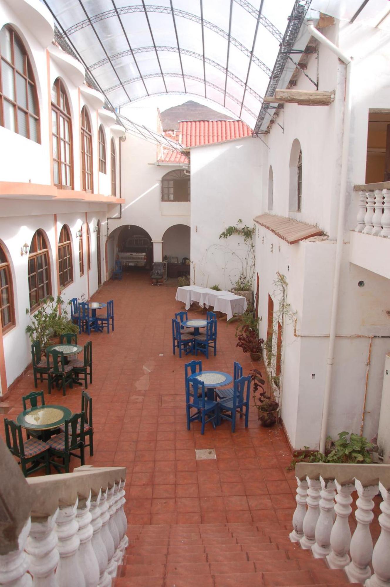 Hostal Tukos La Casa Real Потоси Экстерьер фото