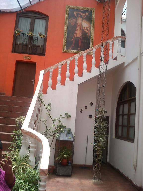 Hostal Tukos La Casa Real Потоси Экстерьер фото