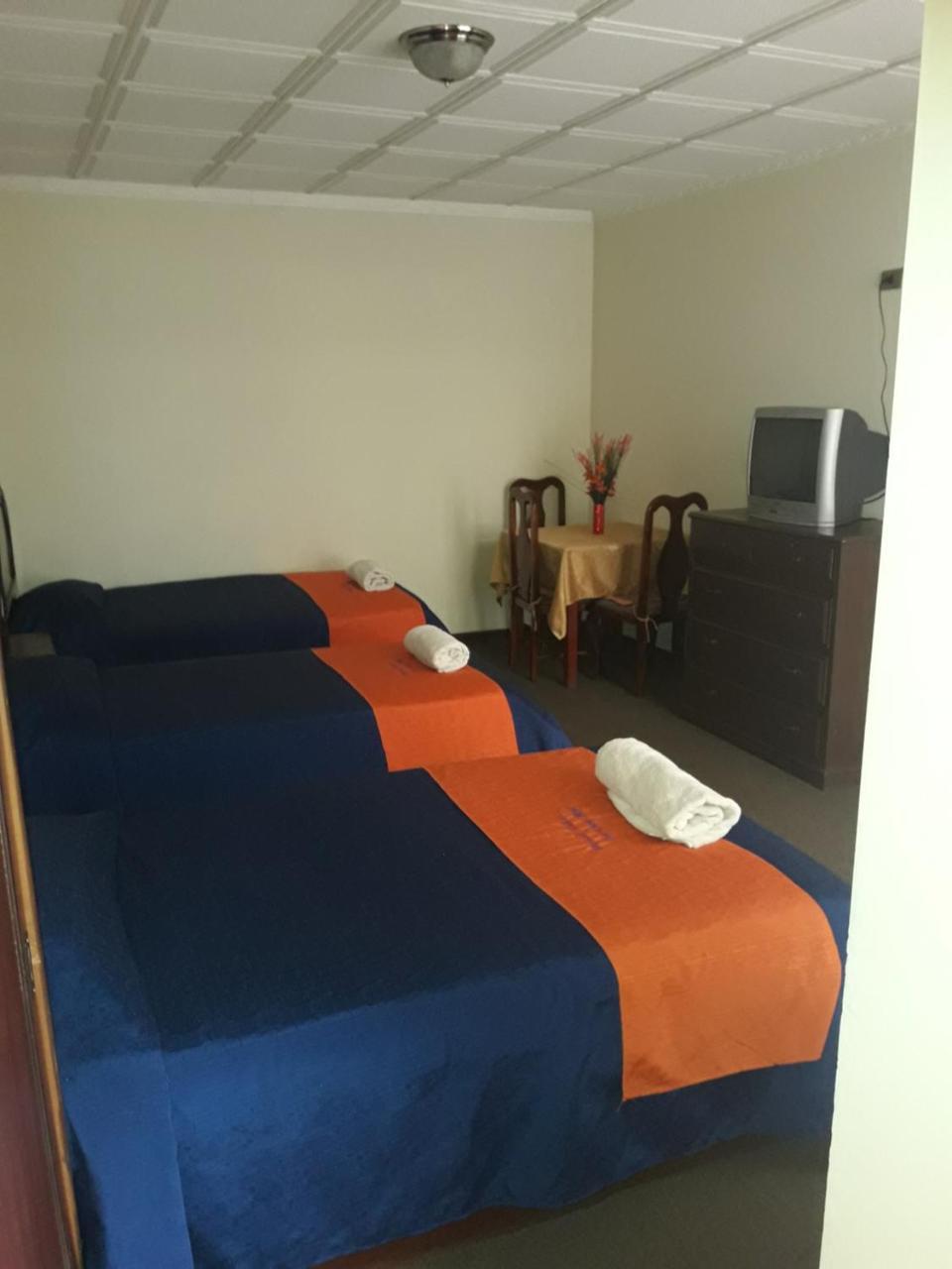 Hostal Tukos La Casa Real Потоси Экстерьер фото